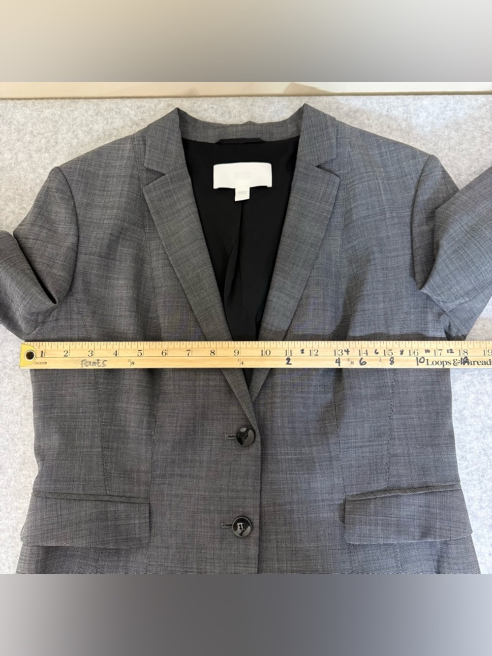 HUGO BOSS SLIM-FIT BLAZER IN 99% VIRGIN WOOL size 8 - Picture 12 of 17